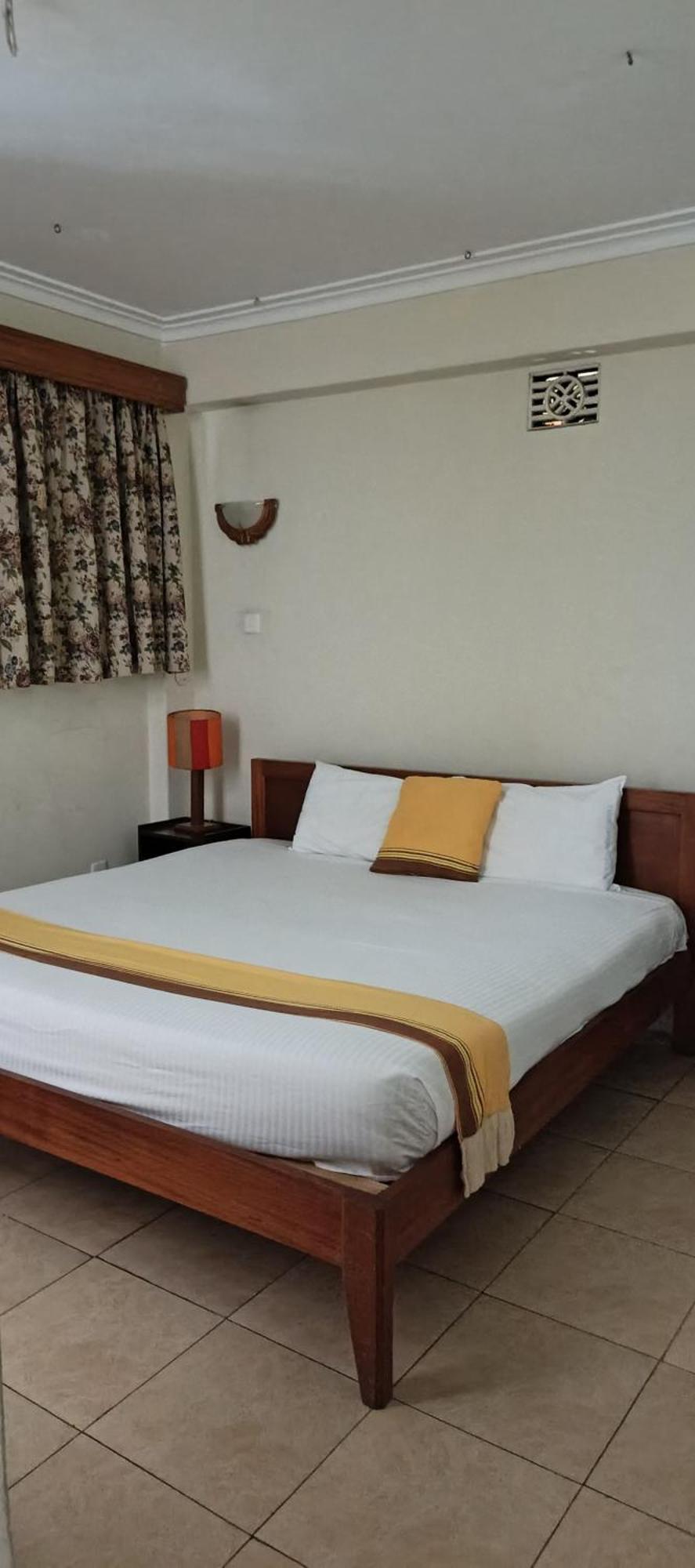 Kenya Comfort Hotel Найроби Екстериор снимка